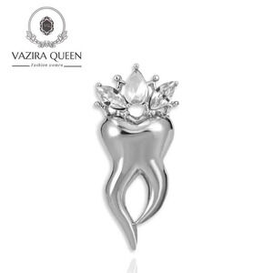 VQ Crown Tooth Brooch